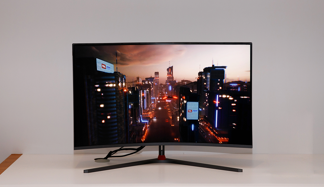 TCL华星32" UHD 240Hz R1000电竞屏量产，助力打造电竞“星”世代